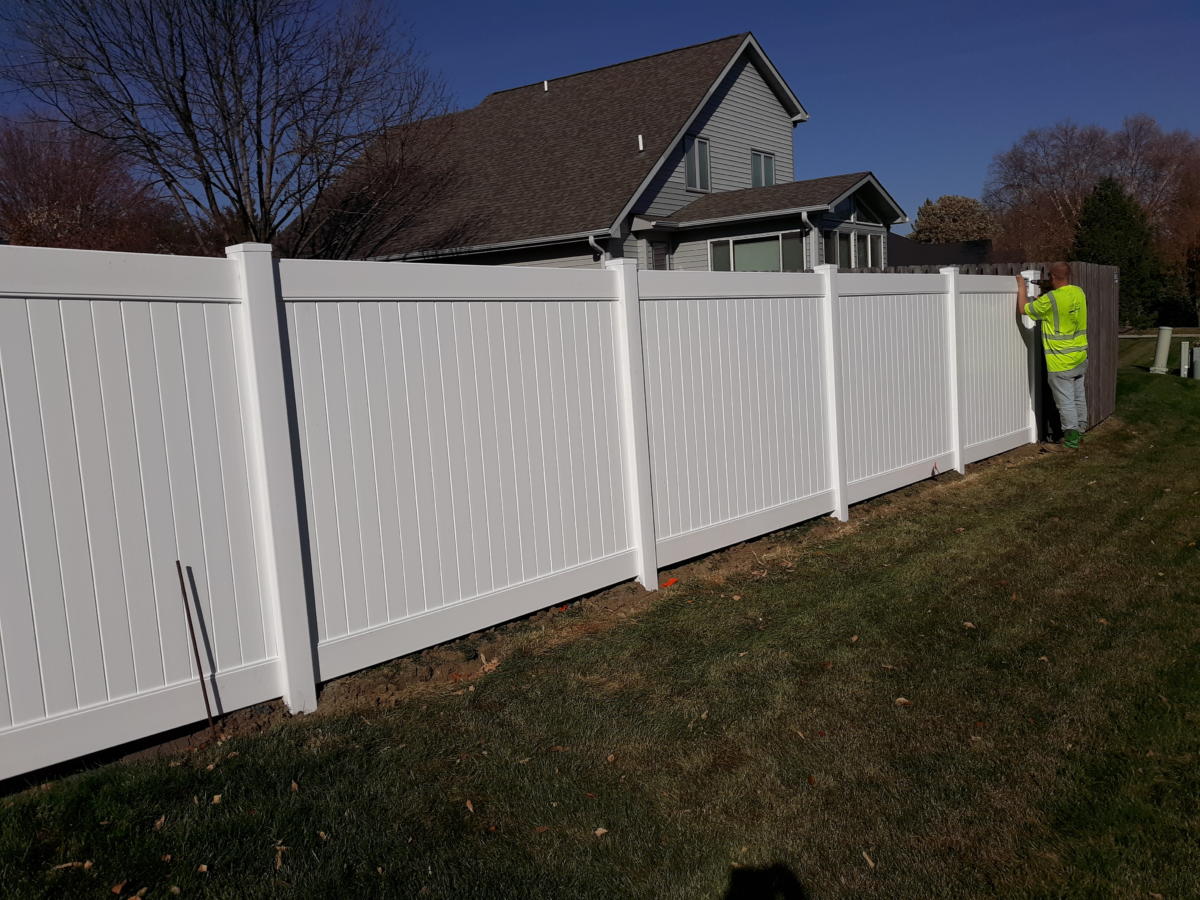 Commercial Vinyl Fence American Fence Company Of Lincoln Ne